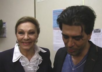 دیدار شهبانو از کنسرت شهریار خواننده و آهنگ ساز خوشنام و پرطرفدار ایرانی