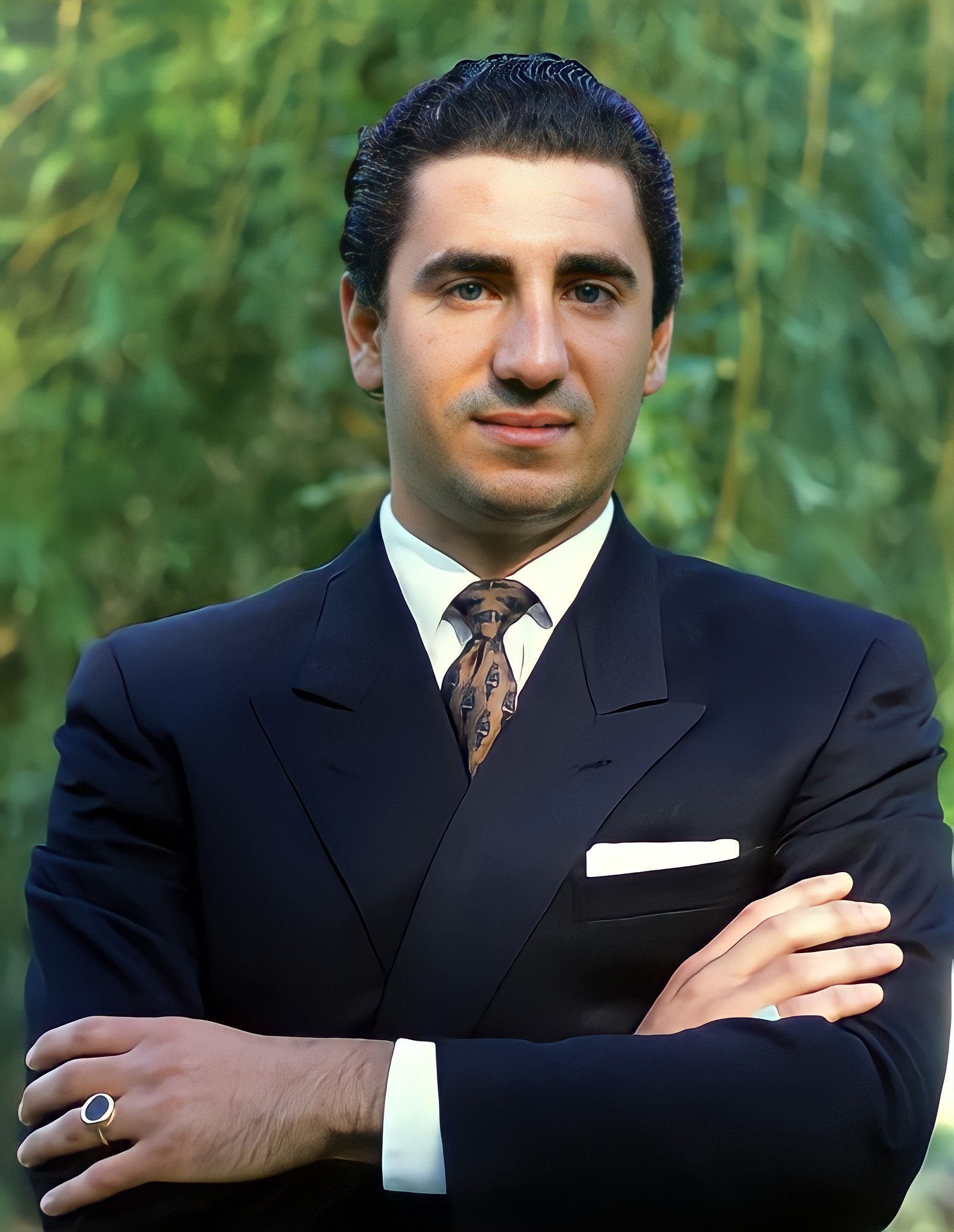 Shahpoor Alireza Pahlavi Foundation - Queen Farah Pahlavi